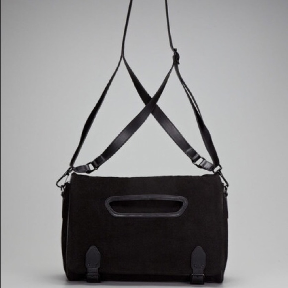 [SOLD] New Theyskens' Theory Large Messenger